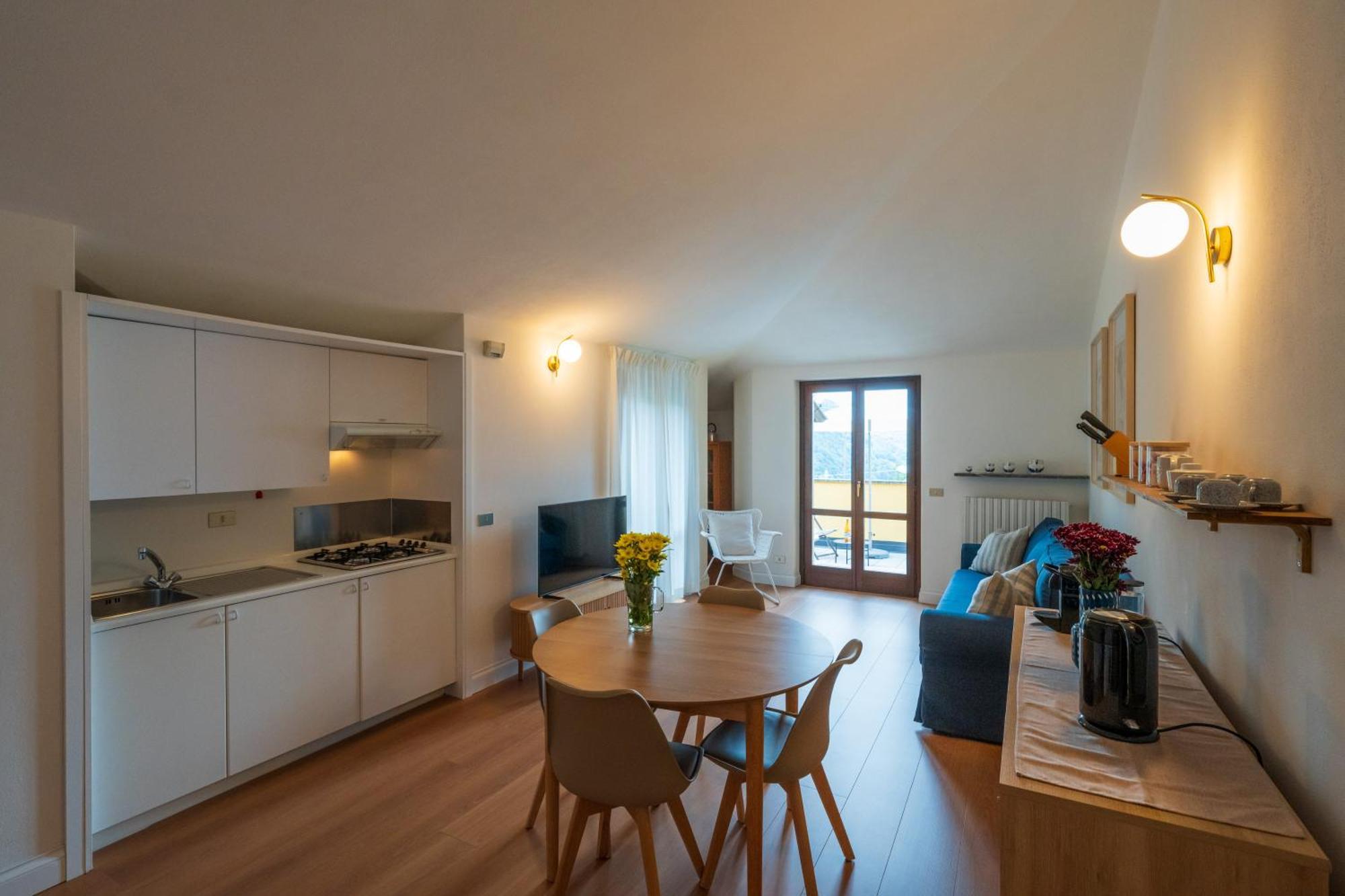 Stunning Apartment- Terrace And Swimming Pool เบลลาโน ภายนอก รูปภาพ