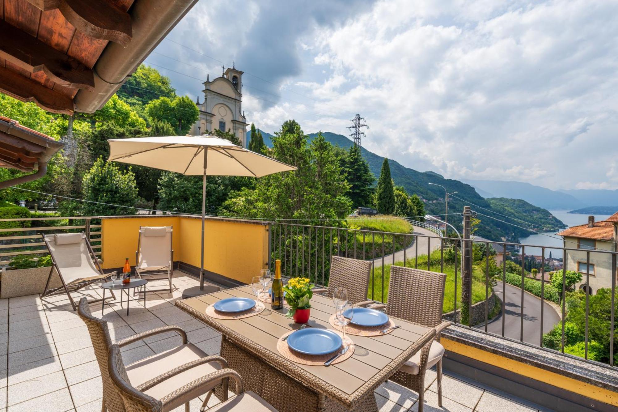 Stunning Apartment- Terrace And Swimming Pool เบลลาโน ภายนอก รูปภาพ
